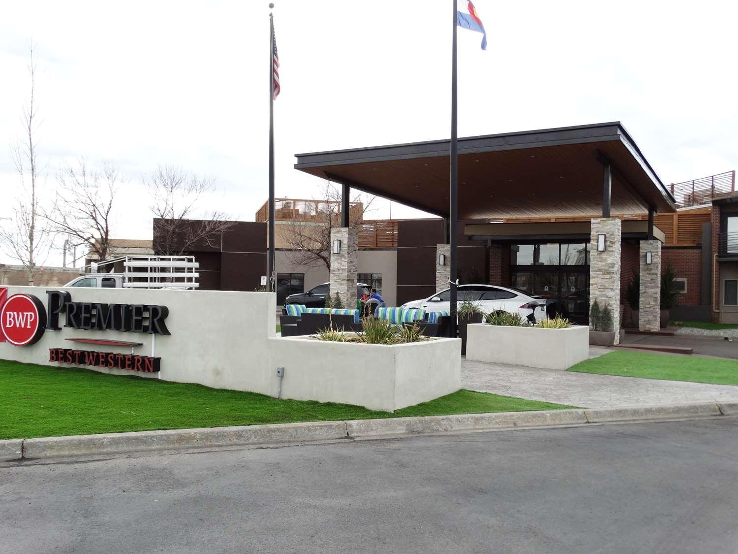 Best Western Premier Denver East Bagian luar foto