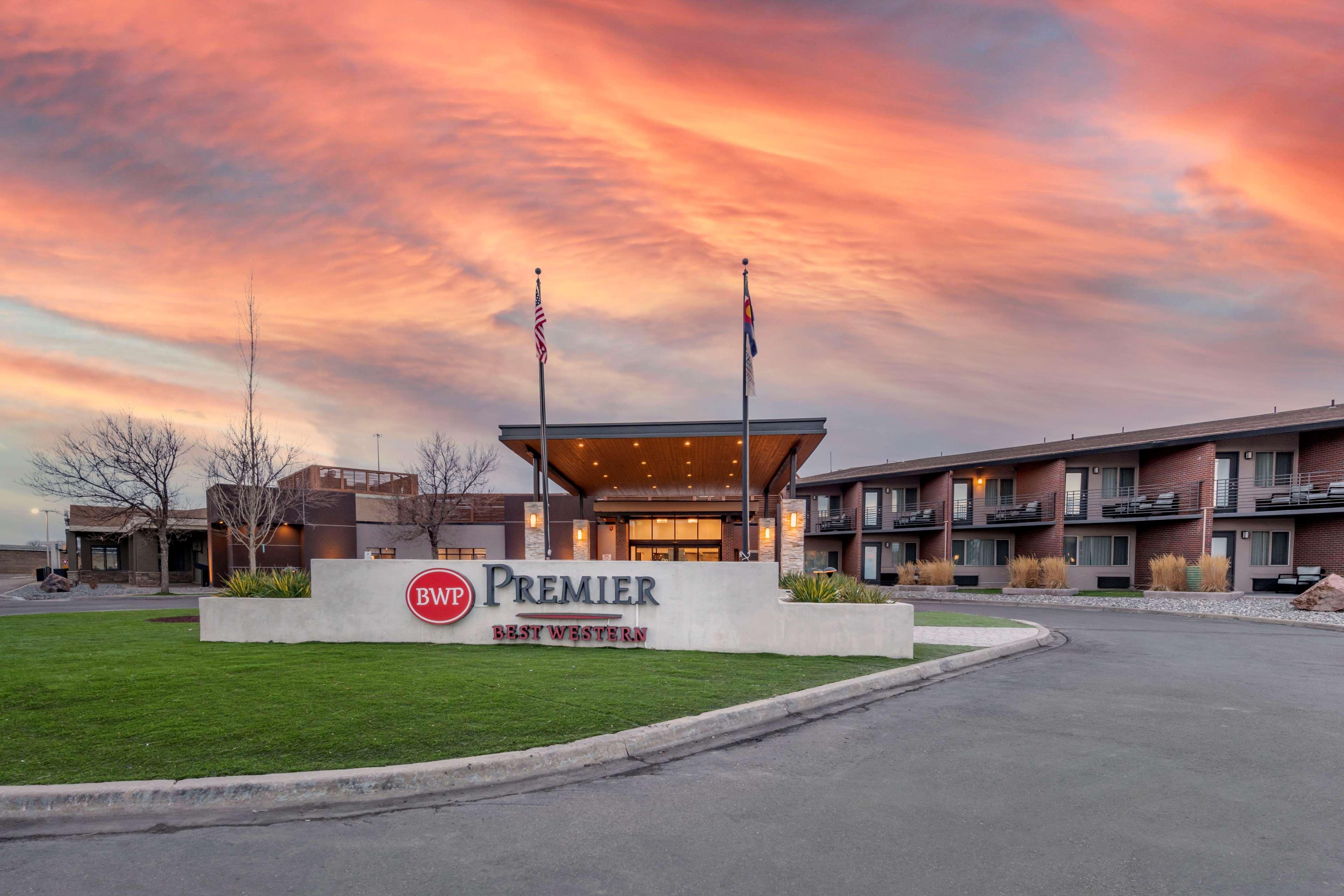 Best Western Premier Denver East Bagian luar foto