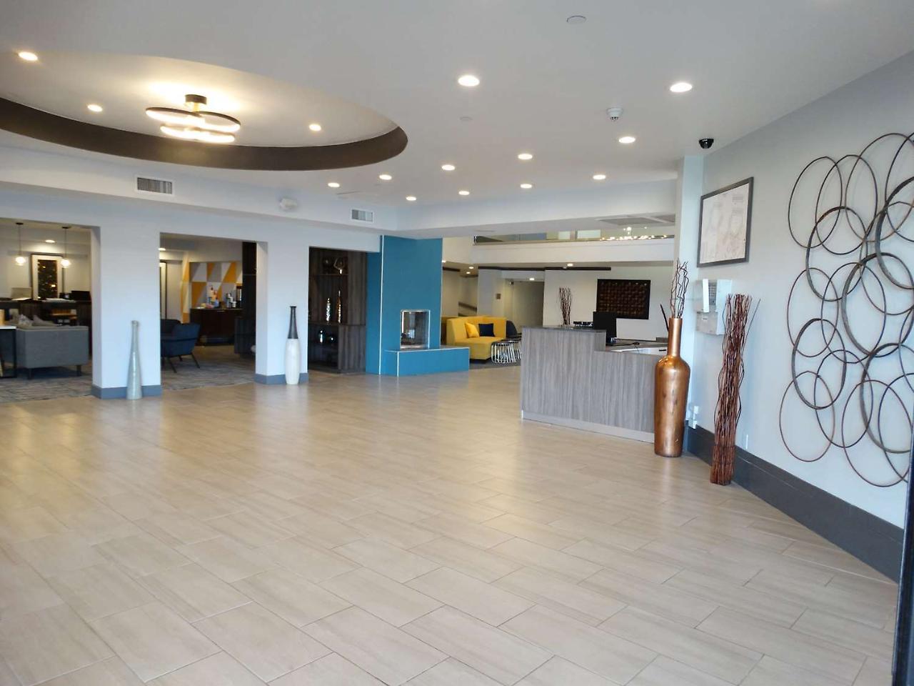 Best Western Premier Denver East Bagian luar foto