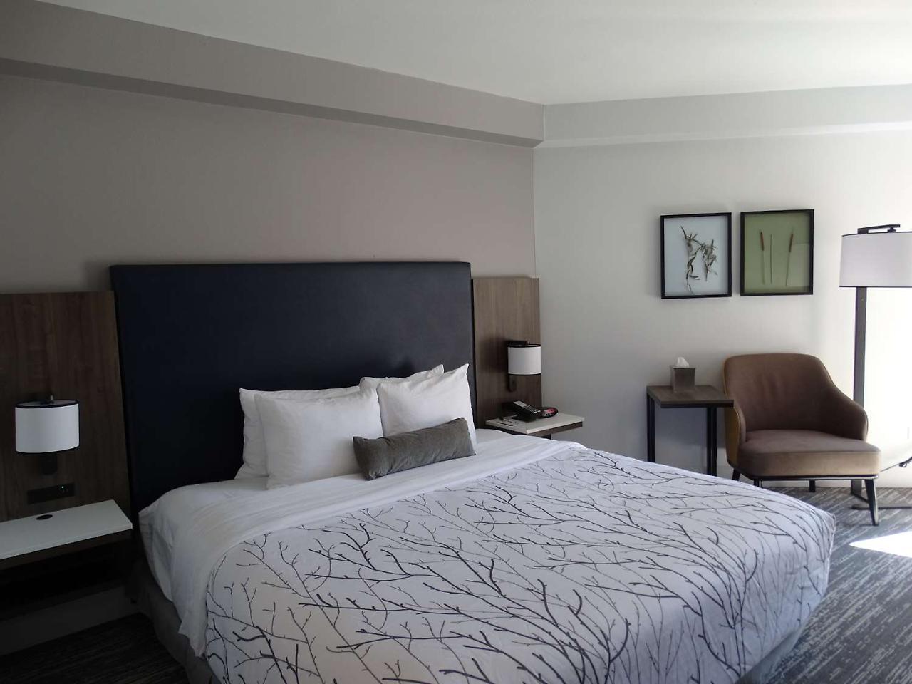 Best Western Premier Denver East Bagian luar foto